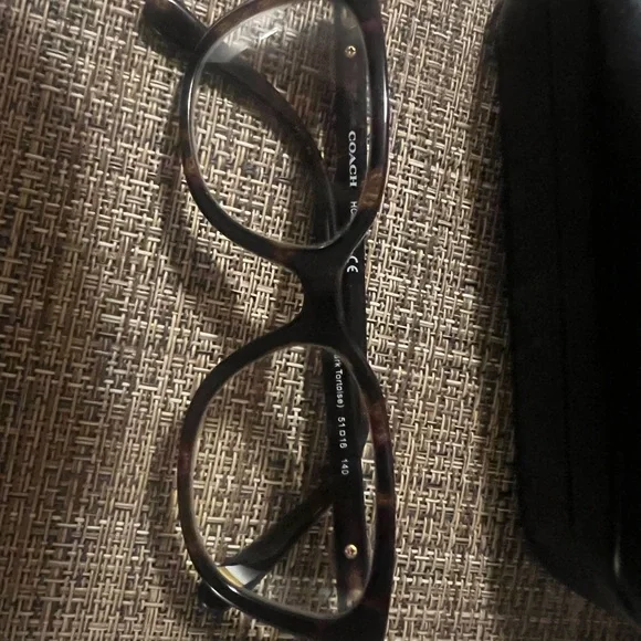 Prescription eye glasses - Picture 2 of 6